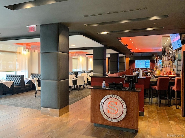 1135 Shelby St Unit 2607, Detroit, MI 48226 - reception area with a bar