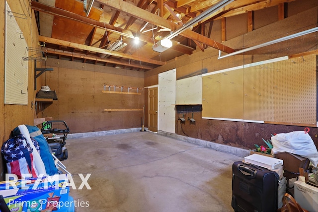 2524 Whitemore Pl, Saginaw, MI 48602 - garage with a garage door opener
