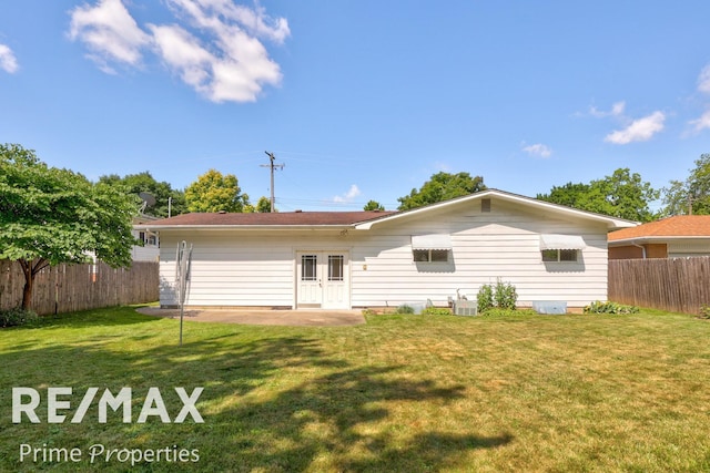2524 Whitemore Pl, Saginaw, MI 48602 - rear view of house