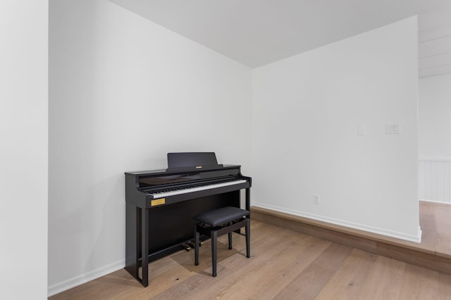 295 N Lakeshore Dr, Holland, MI 49424 - living area with wood finished floors