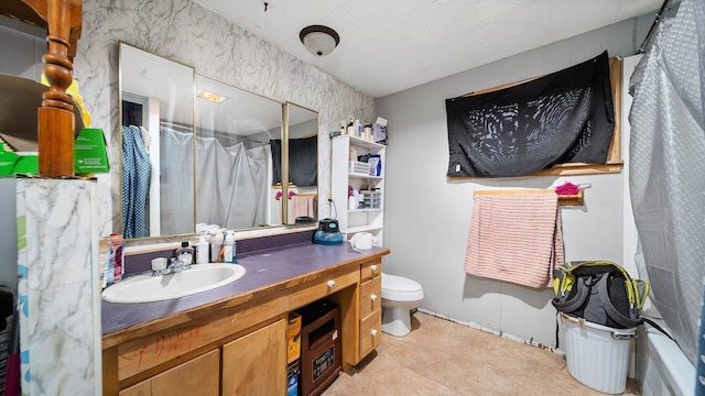 405 5th St, Evart, MI 49631 - full bathroom featuring vanity and a shower with curtain