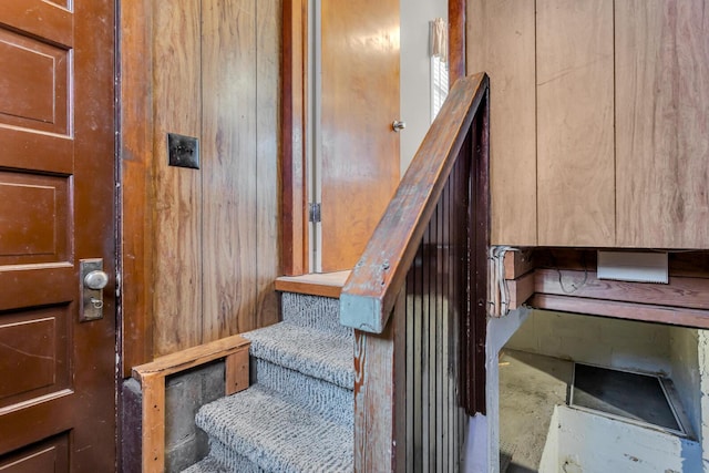 715 Ellery Ave, Jackson, MI 49202 - view of stairs