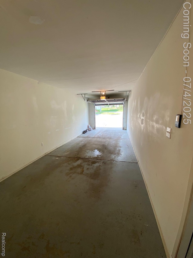 1093 Lake Park Cir Unit 6, Grand Blanc, MI 48439 - view of garage