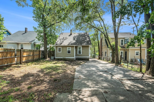 863 Burton St SE, Grand Rapids, MI 49507 - view of front of property with a residential view