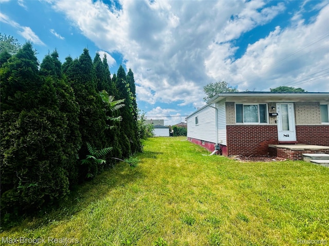 3948 10th St, Ecorse, MI 48229 - view of grassy yard