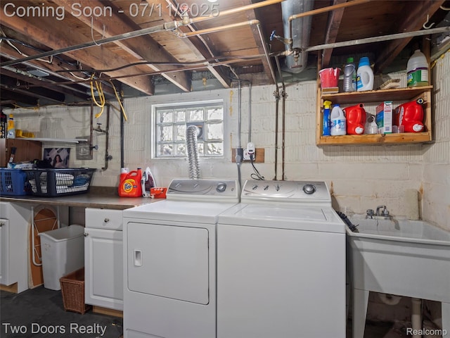 30 Beebe St, Lake Orion, MI 48362 - laundry room featuring washer and dryer and cabinet space