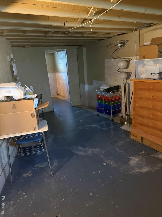 19361 Lindsay St, Detroit, MI 48235 - view of unfinished basement