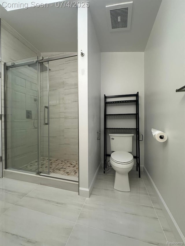 4248 Schaefer Rd, Dearborn, MI 48126 - bathroom featuring baseboards and a shower stall