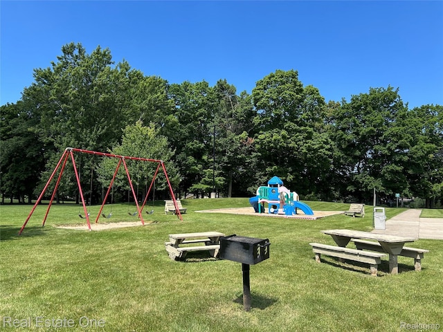39728 Village Wood Cir, Novi, MI 48375 - communal playground with a yard