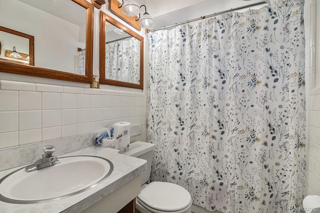 8476 Robindale Ave, Dearborn Heights, MI 48127 - full bath with tile walls, vanity, and a shower with shower curtain