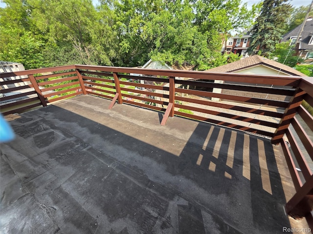 2681 Burlingame St, Detroit, MI 48206 - view of wooden terrace