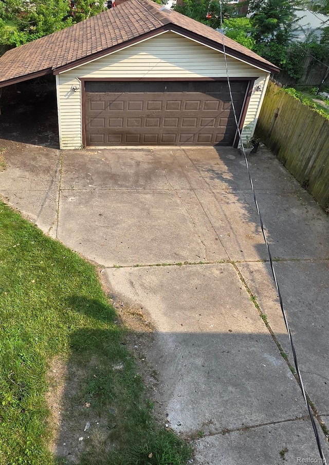 2681 Burlingame St, Detroit, MI 48206 - view of detached garage