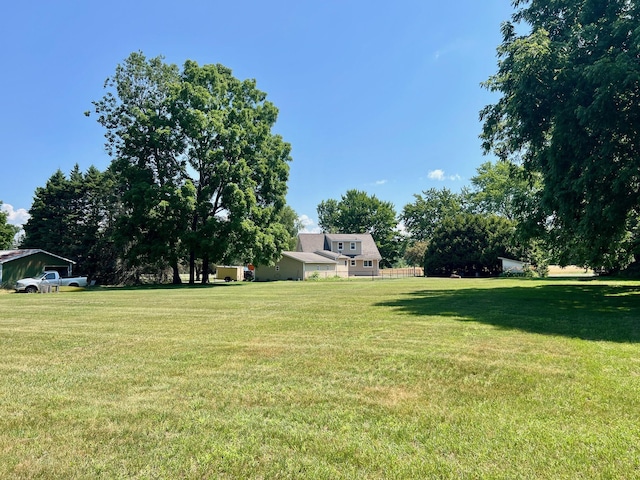 7220 W 64th St, Fremont, MI 49412 - view of grassy yard