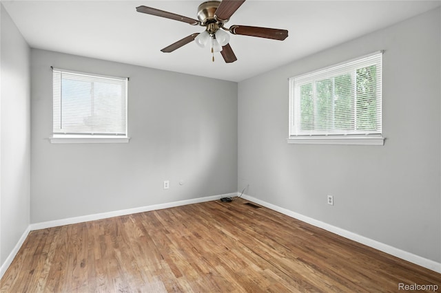 22679 Bell Brook St, Southfield, MI 48034 - spare room with wood finished floors and a ceiling fan