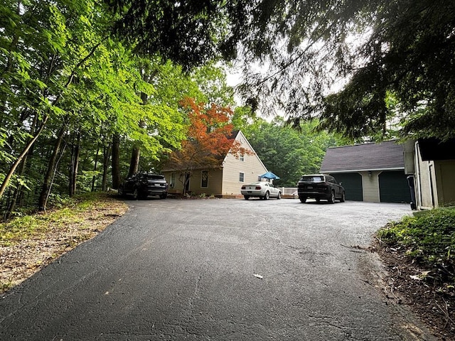 10520 S Dalzell Rd, Traverse City, MI 49684
