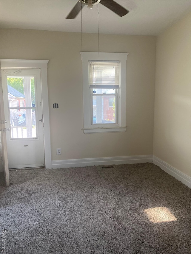 25 Marie St, Detroit, MI 48229 - empty room featuring carpet flooring and a ceiling fan