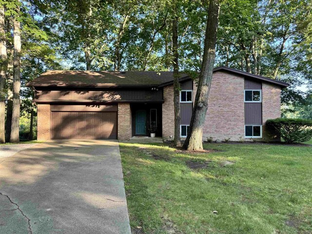 173 S Spring St, Midland, MI 48640