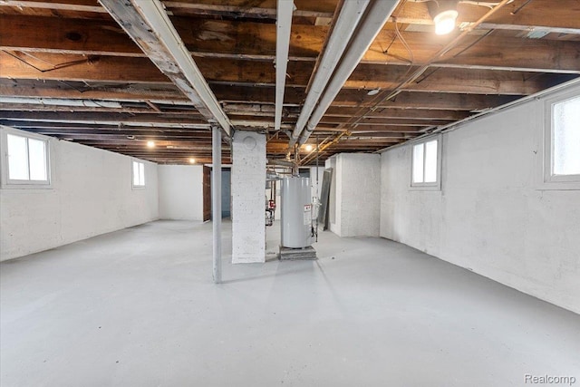 922 Maple, Wyandotte, MI 48192 - basement featuring gas water heater