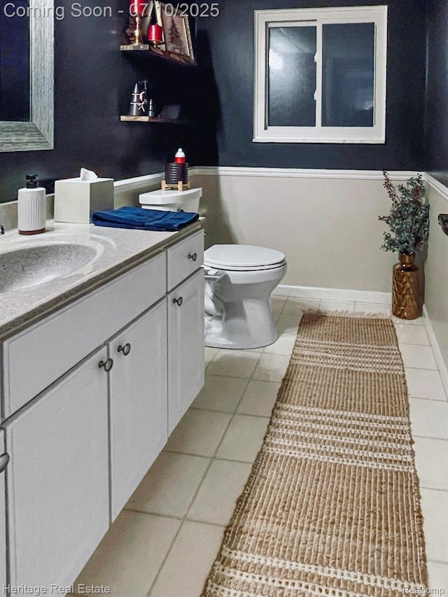 5021 Paula Ave, Clarkston, MI 48346 - bathroom featuring tile patterned flooring and vanity