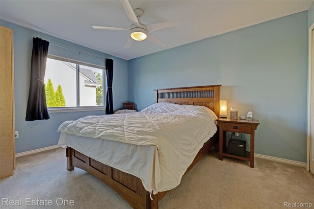 560 Boulder Lake Dr, Oxford, MI 48371 - bedroom with carpet and ceiling fan