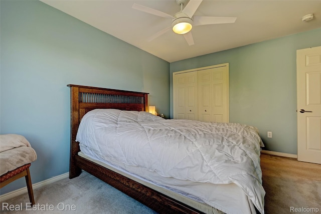 560 Boulder Lake Dr, Oxford, MI 48371 - bedroom featuring carpet, a closet, and ceiling fan
