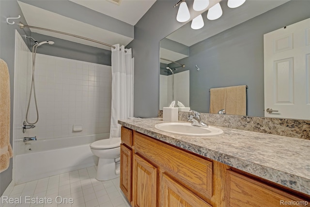 560 Boulder Lake Dr, Oxford, MI 48371 - full bath with shower / bath combo with shower curtain, vanity, and tile patterned flooring