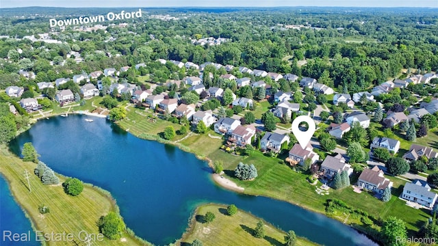 560 Boulder Lake Dr, Oxford, MI 48371 - aerial view of property and surrounding area featuring nearby suburban area