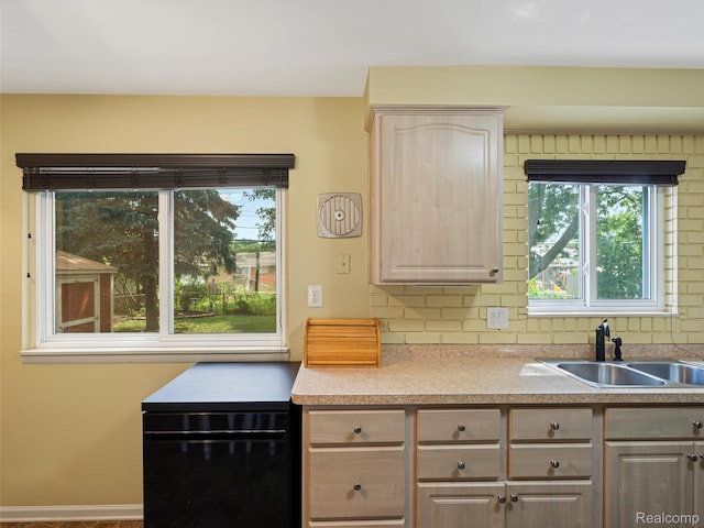 32360 Kelly Rd, Clinton Township, MI 48066 - photo 19