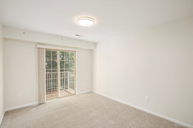 12129 Hidden View Ct, Utica, MI 48315 - unfurnished room featuring carpet flooring and baseboards