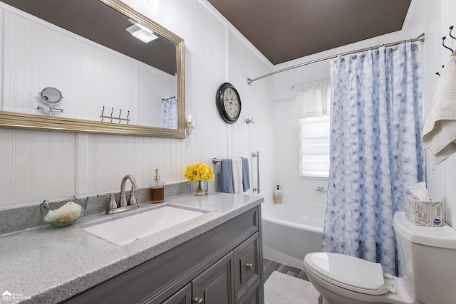 331 S St, Ortonville, MI 48462 - full bathroom featuring vanity, shower / bathtub combination with curtain, and wood finished floors