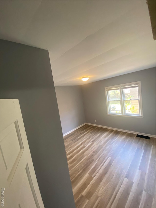 1112 Minnie St, Port Huron, MI 48060 - unfurnished room with wood finished floors