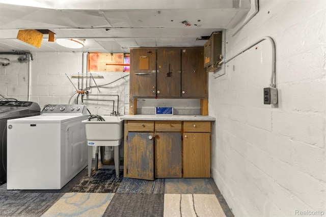 785 Tromley St, Inkster, MI 48141 - washroom featuring washing machine and dryer and cabinet space