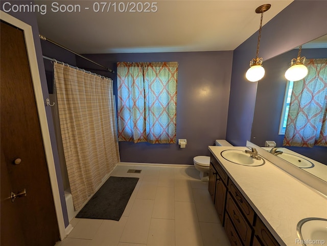 1391 Dye Krest Cir, Flint, MI 48532 - bathroom featuring double vanity and shower / bath combo with shower curtain