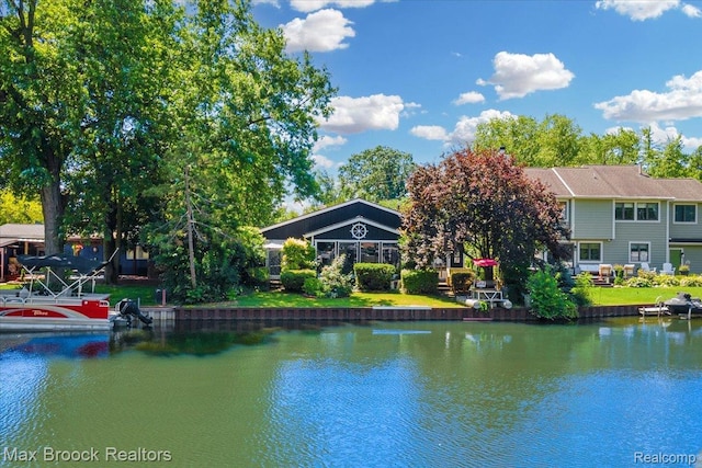 2840 Wall St, Keego Harbor, MI 48320 - water view