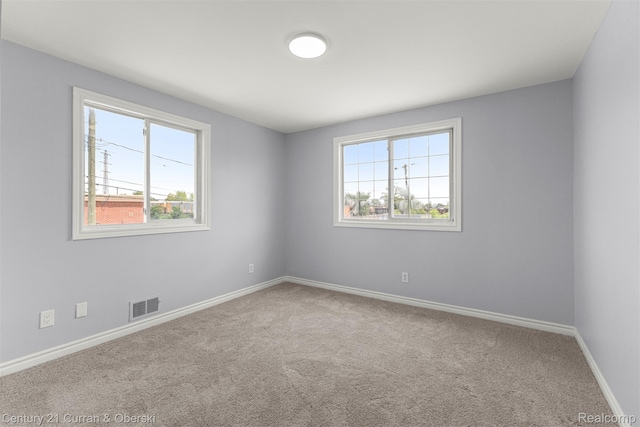 7115 Steadman St, Dearborn, MI 48126 - carpeted empty room with baseboards