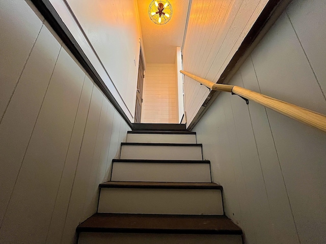 838 Meadow Dr, Traverse City, MI 49685 - view of stairway
