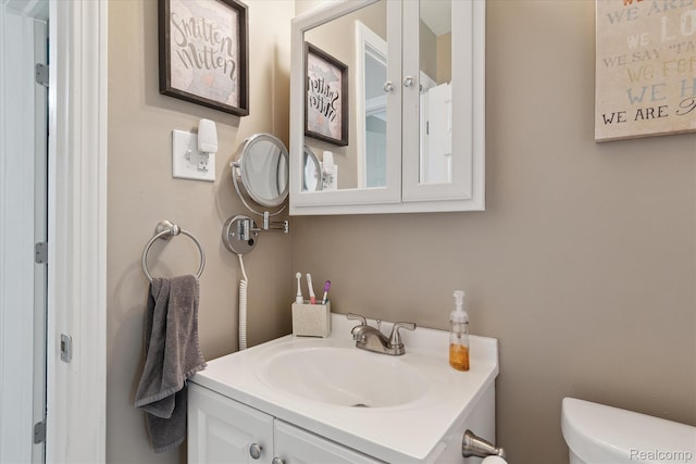 14634 Mcguire St, Taylor, MI 48180 - half bathroom featuring vanity and toilet