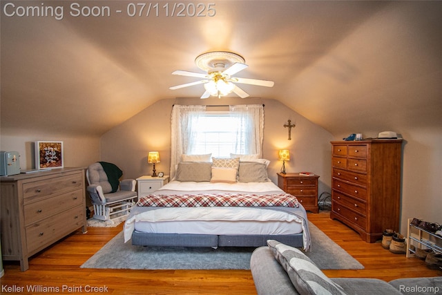 1968 Oxford Rd, Grosse Pointe Woods, MI 48236 - bedroom featuring wood finished floors, vaulted ceiling, and ceiling fan