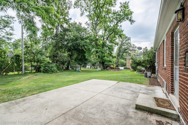 24010 Pickett Ave, Farmington, MI 48335 - photo 41