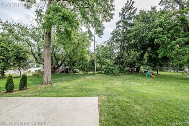 24010 Pickett Ave, Farmington, MI 48335 - photo 42