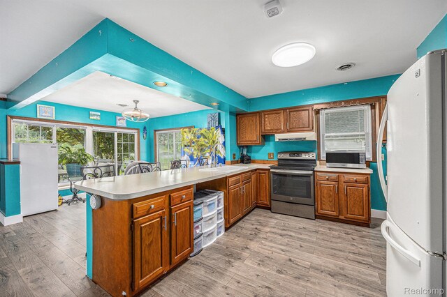 1318 Circle Dr, Metamora, MI 48455