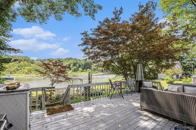 1318 Circle Dr, Metamora, MI 48455