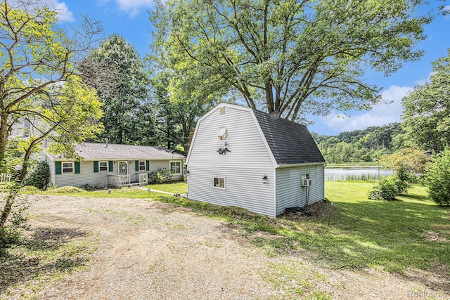 1318 Circle Dr, Metamora, MI 48455
