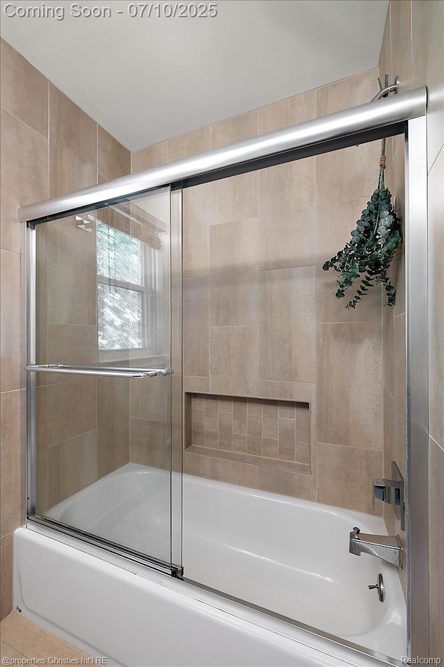 25426 Lindenwood Ln, Southfield, MI 48033 - full bathroom featuring shower / bath combination with glass door