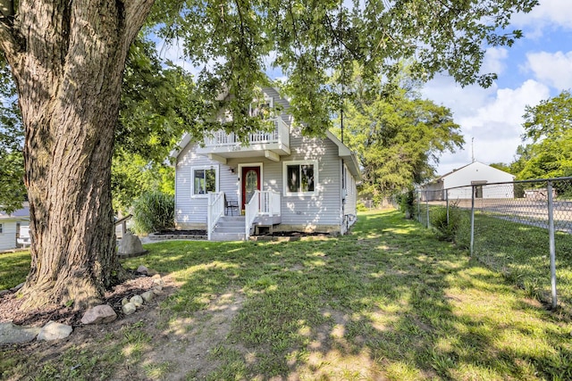 226 Briscoe Pl, Jackson, MI 49203 - view of front of house with a balcony