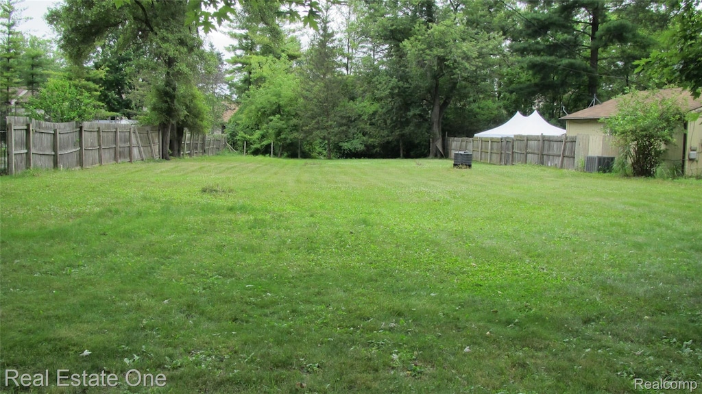 00000 Shiawassee St, Farmington Hills, MI 48336 - photo 1