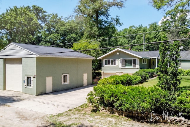 1926 Fir Ave, Holton, MI 49425