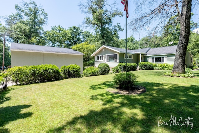 1926 Fir Ave, Holton, MI 49425
