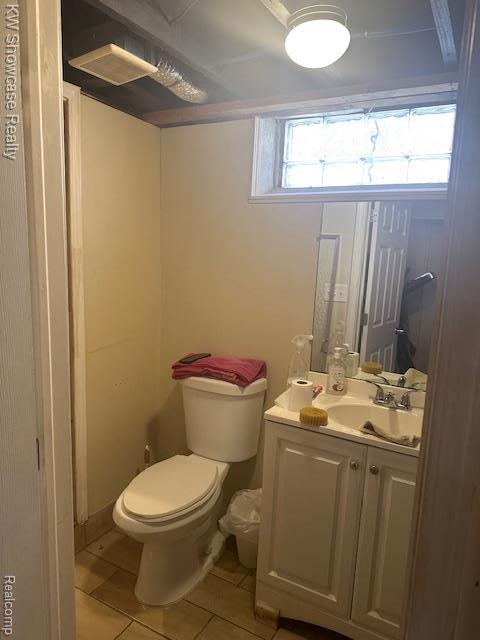 9624 Winston, Redford, MI 48239 - half bathroom featuring vanity and toilet