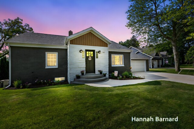 304 Dewitt Ln, Spring Lake, MI 49456